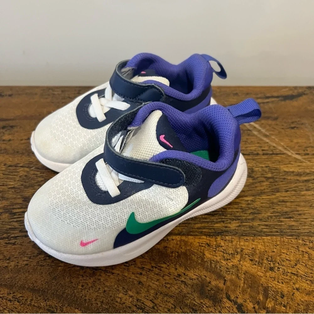 Nike revolution toddler